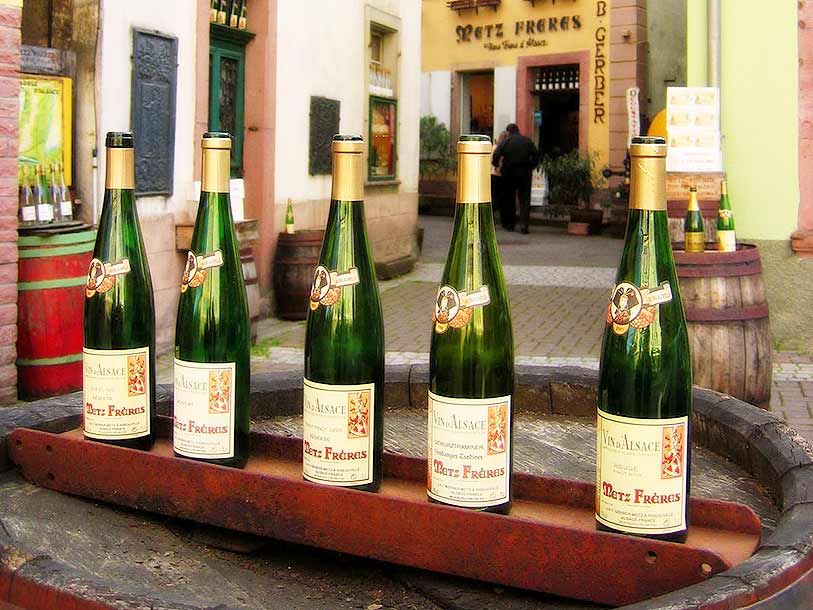 Blandt Alsaces ædle vine vil I nok genkende den gode Sylvaner, den liflige Pinot Blanc og ikke mindst Rieslingen